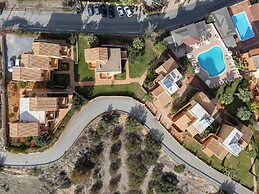 Dia Apartments
