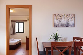 Dia Apartments