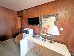 Red Top Motor Inn