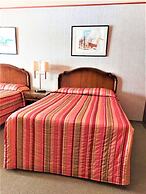 Red Top Motor Inn