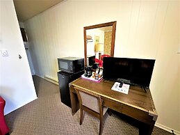 Red Top Motor Inn