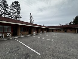 Red Top Motor Inn