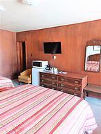 Red Top Motor Inn