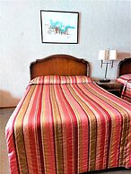 Red Top Motor Inn