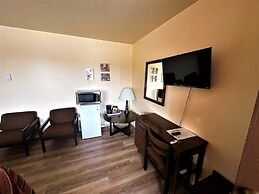 Red Top Motor Inn