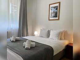 Corvin Center Suites