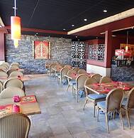 Central Suite Hotel