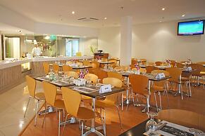 Grand Dormani Rajah Court Hotel