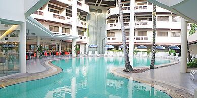 Grand Dormani Rajah Court Hotel