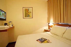 Grand Dormani Rajah Court Hotel