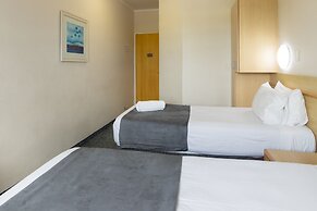 Road Lodge Centurion