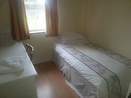 Courtbrack Accommodation - Hostel