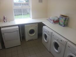 Courtbrack Accommodation - Hostel