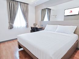 Red Planet Manila Aseana City