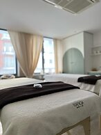 Marina Club Hotel