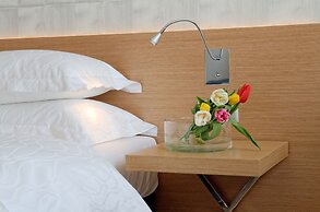 Marina Club Hotel