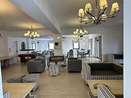 Hotel Omiros