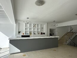 Hotel Omiros