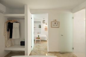 Loukas & Emma Eco Houses
