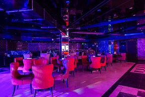 Mega Palace Hotel