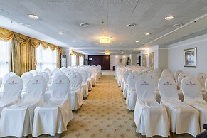 Mega Palace Hotel