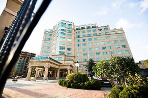 Mega Palace Hotel