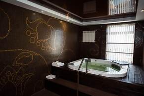 Ost West Club