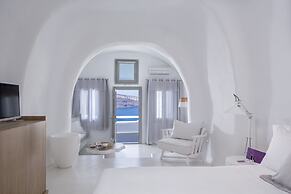 Charisma Suites