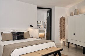 Charisma Suites
