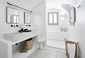 Charisma Suites