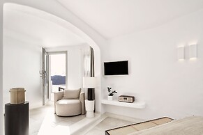 Charisma Suites
