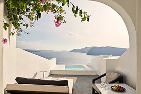 Charisma Suites