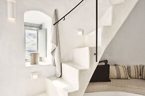 Charisma Suites
