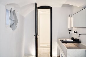 Charisma Suites