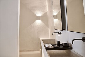 Charisma Suites