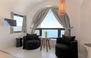 Charisma Suites