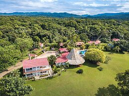 Guacamaya Lodge