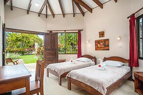 Guacamaya Lodge