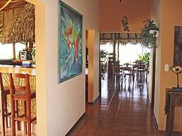 Guacamaya Lodge