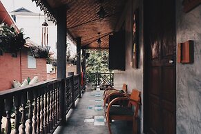 Buri Gallery House & Resort