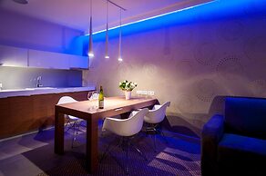 Aparthotel Invite