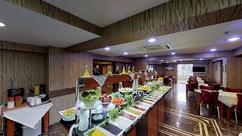Green Prusa Hotel