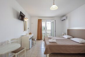 Koni Village Hotel
