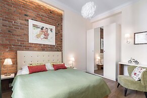 Sanhaus Apartments