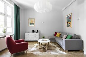 Sanhaus Apartments