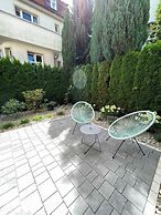 Sanhaus Apartments