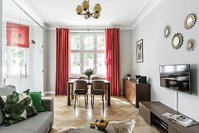 Sanhaus Apartments
