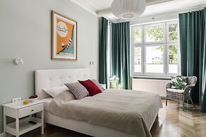 Sanhaus Apartments