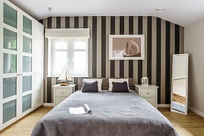 Sanhaus Apartments