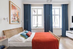 Sanhaus Apartments